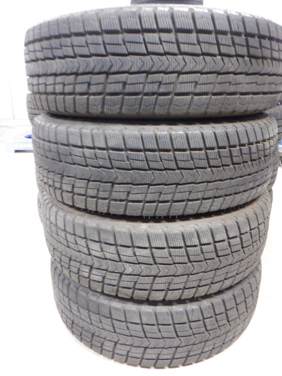 中古バリ山 225/65R17 4本 ネクセン ウィンガード SUV WS5 2022年製 