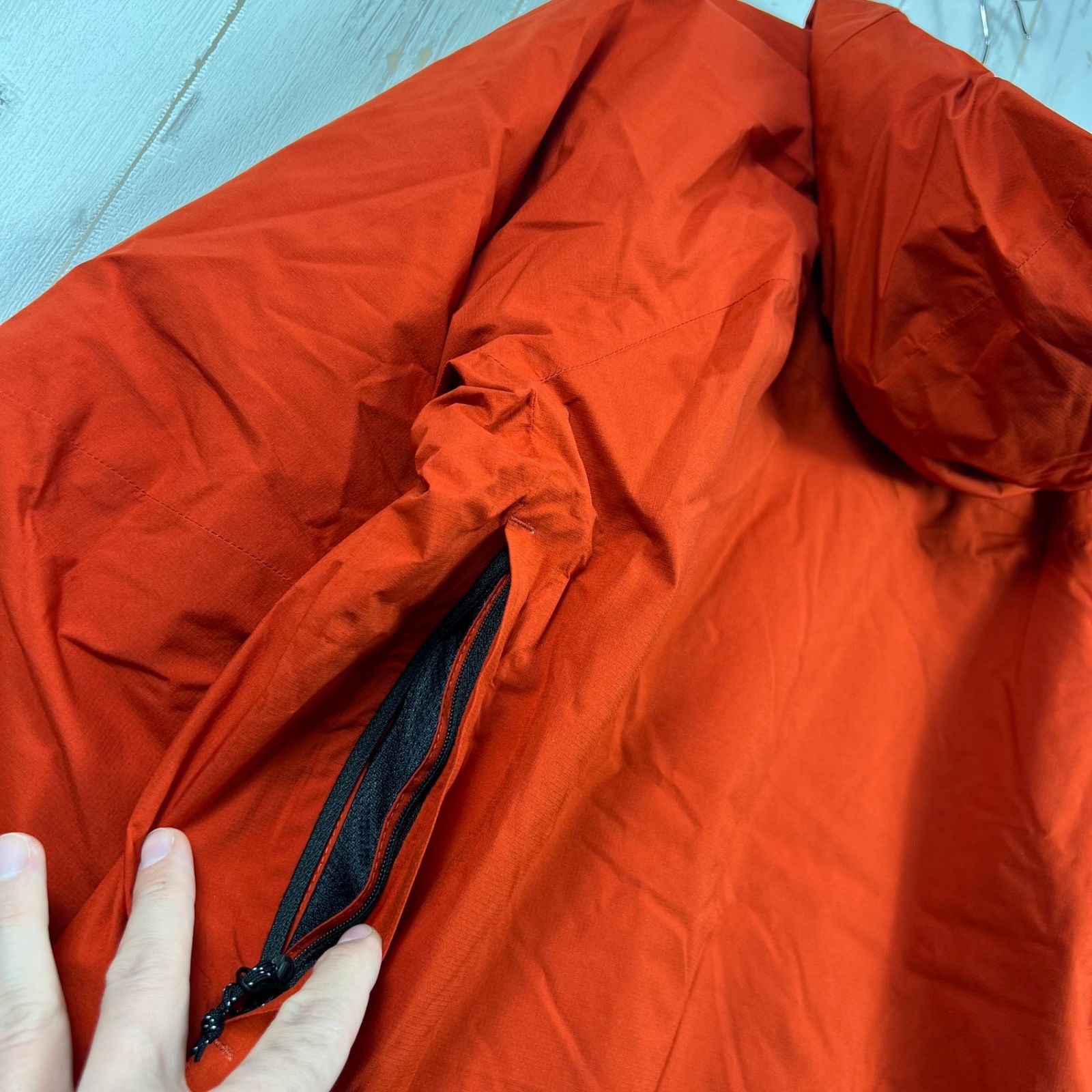  Men s L レッド系 Mountain Hardwear マウンテンハードウェア ストレッチ オゾニック インスレーテッド ジャケット Stretch Ozonic Insulated Jacket OM 5175 831 z ジャケット アウター