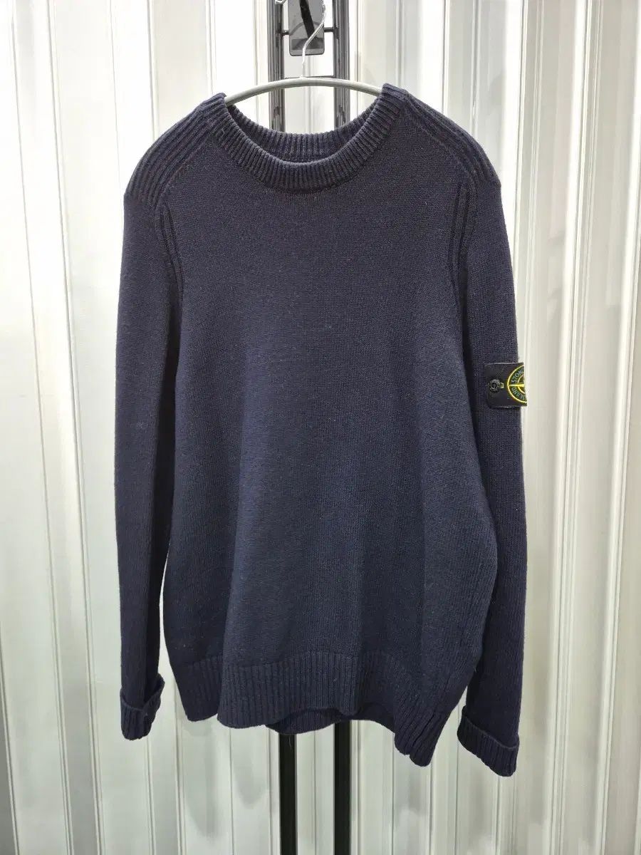 STONE ISLAND ストーンアイランド ネイビー ニット 【公式通販】