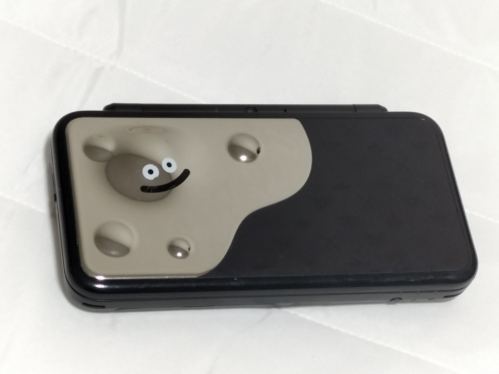 Newニンテンドー2 DS LL ドラゴンクエスト はぐれメタルエディション 本体のみ