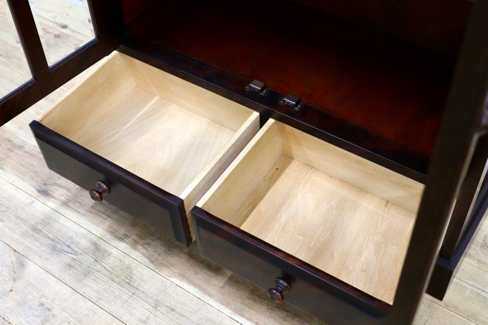 GMIH412○北海道民芸家具 キャビネット 飾り棚 樺材 アンティーク 和