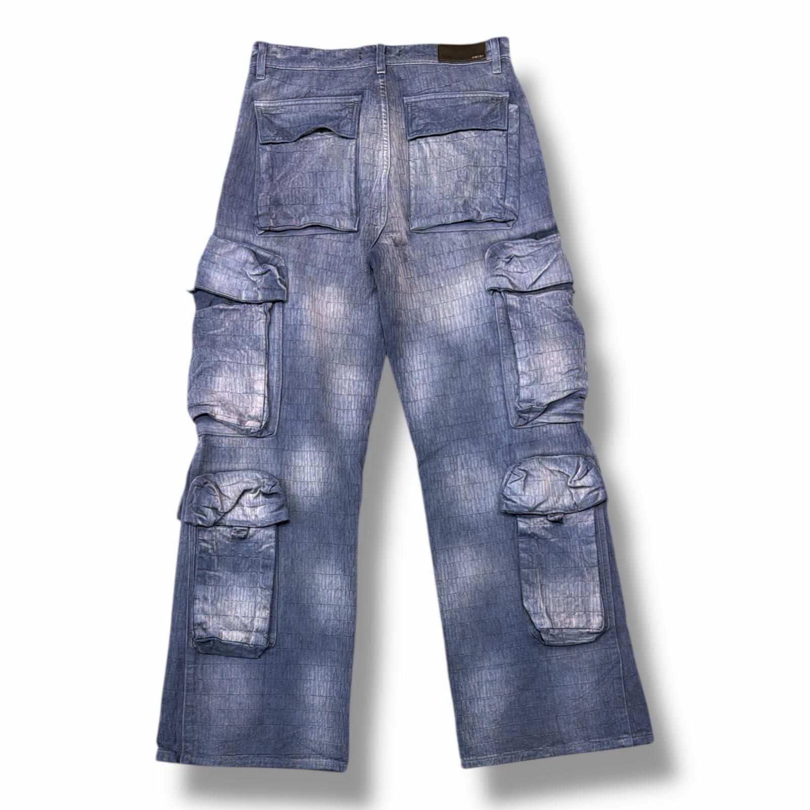AMIRI Buggy Cargo 総柄ロゴ ワイドカーゴデニムパンツ デニムパンツ 
