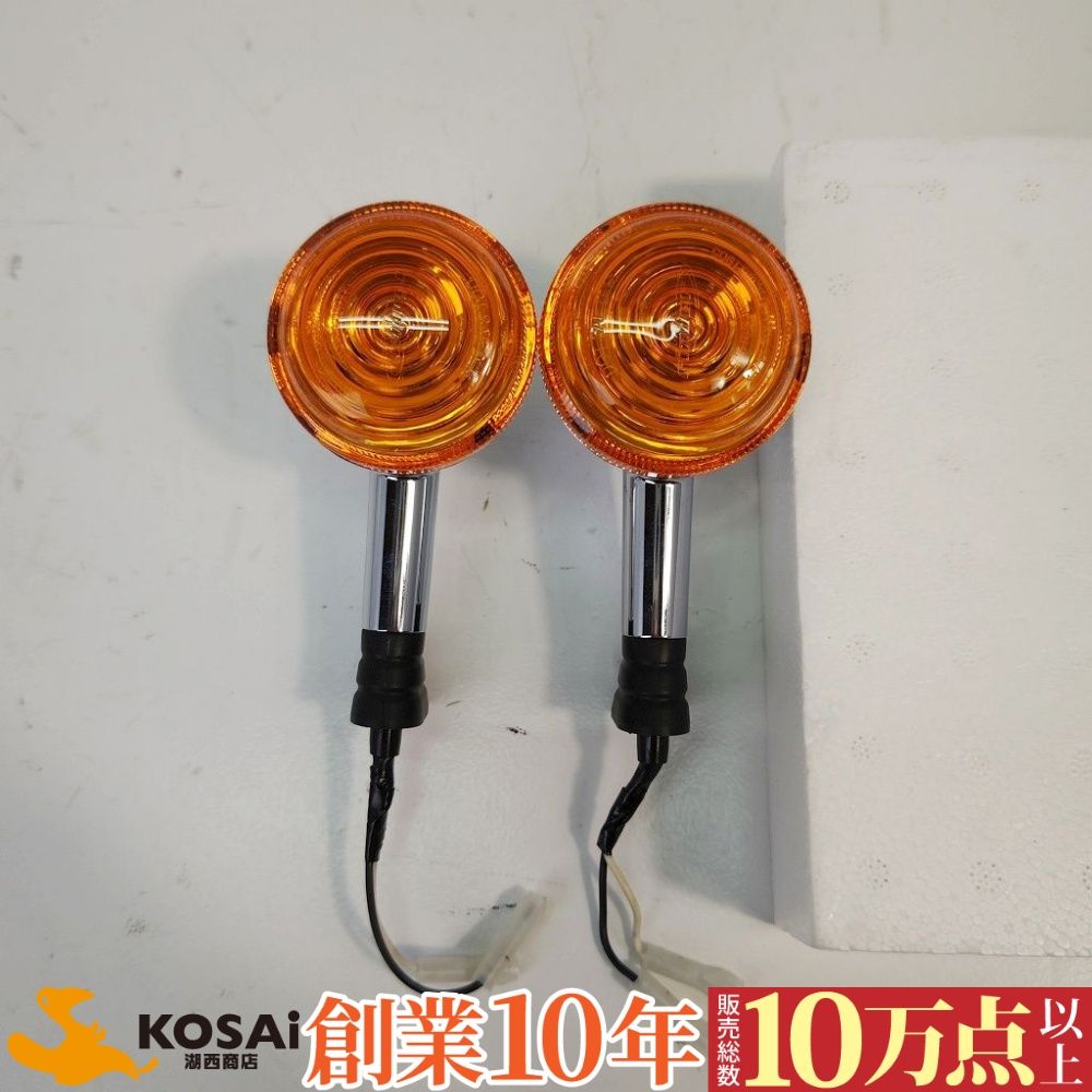 トライアンフ スラクストン1200R 純正 リアウインカー左右セット 63010 
