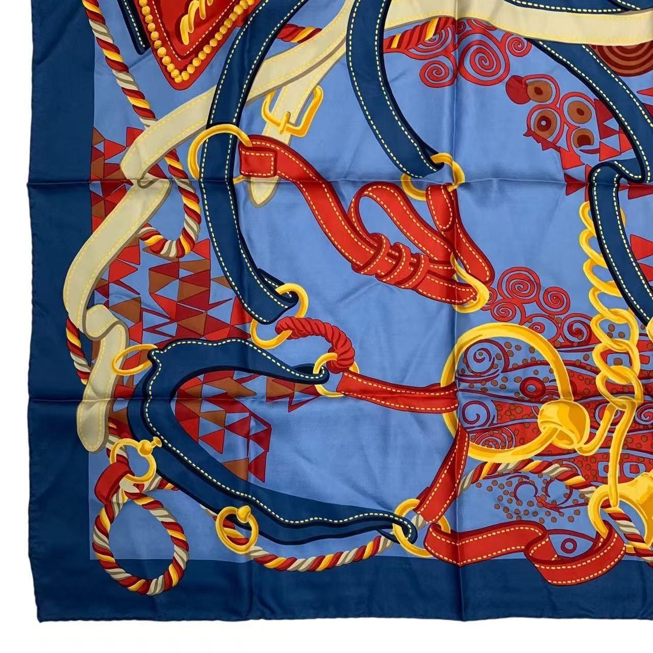 極美品 CELINE セリーヌ 大判 スカーフ チェーン ベルト 金具柄 シルク