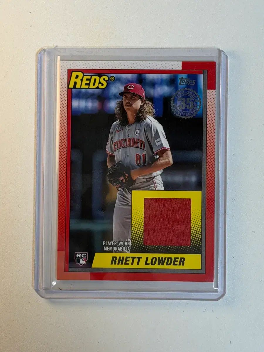 レトロ ローダー 2025 RC 実際に着用 Topps MLB 野球カード - メルカリ