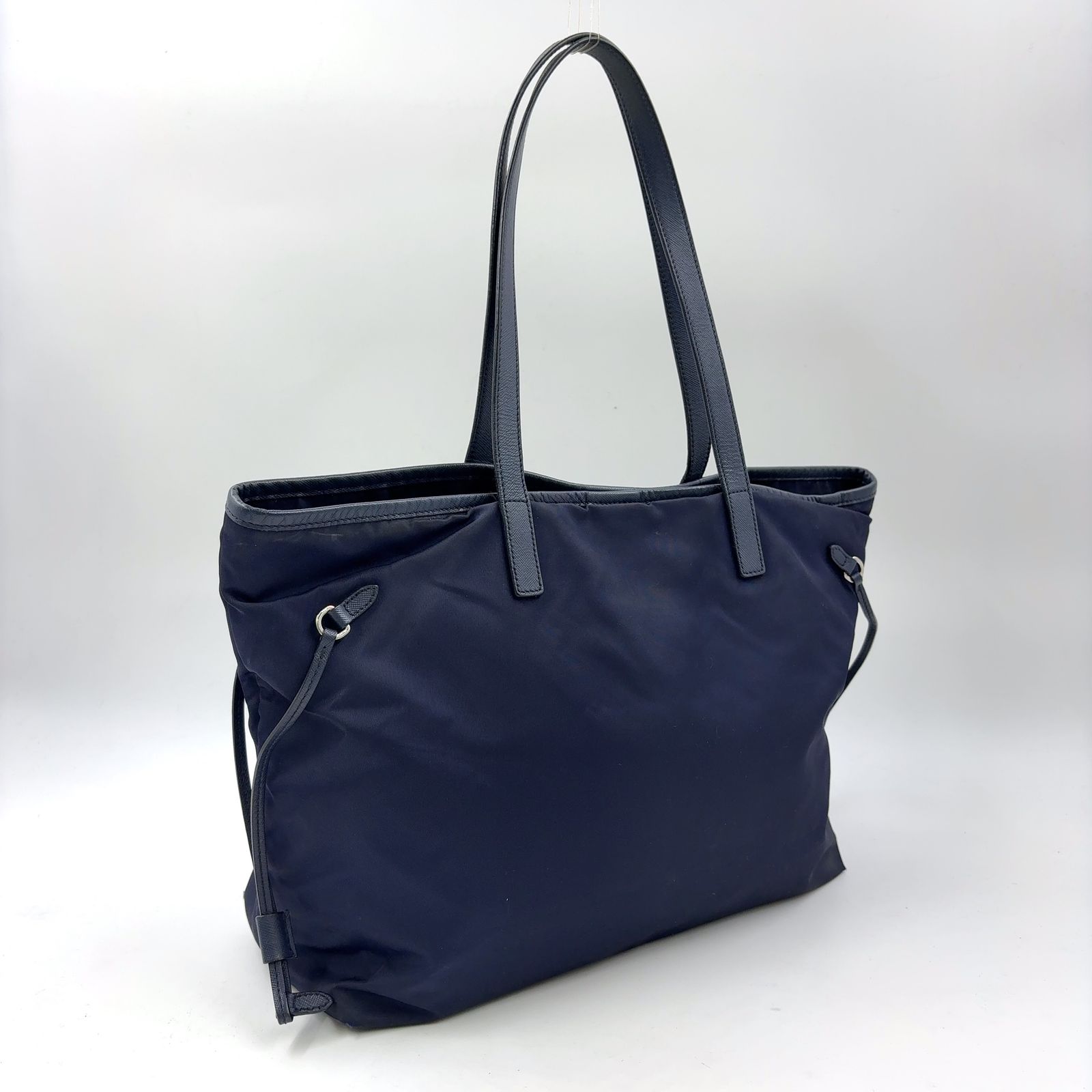 PRADA ロゴ レザー×ナイロン ネイビー トートバッグ シルバー - メルカリ