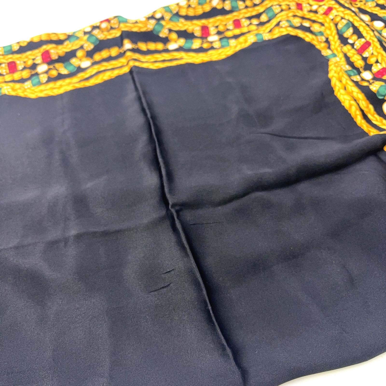 CHANEL チェーン柄 シルク ブラック スカーフ - メルカリ