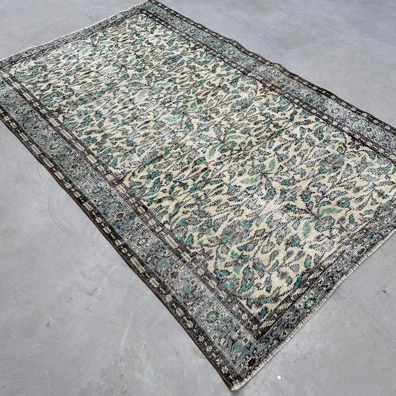 トルコヴィンテージラグ グリーン リーフ柄 ダブルフレーム - メルカリ