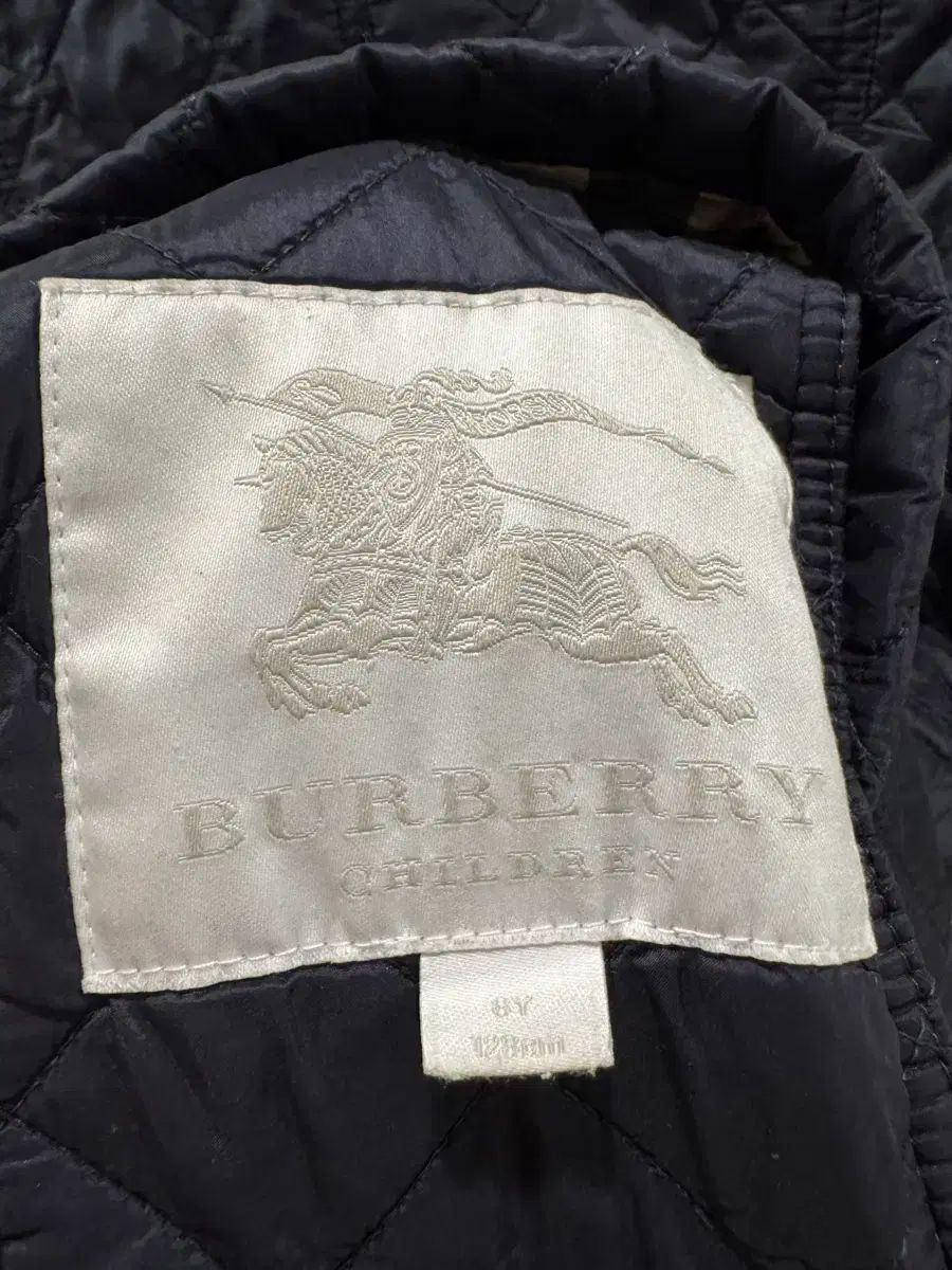 バーバリー キッズ キルティング ジャケット 8Y - メルカリ