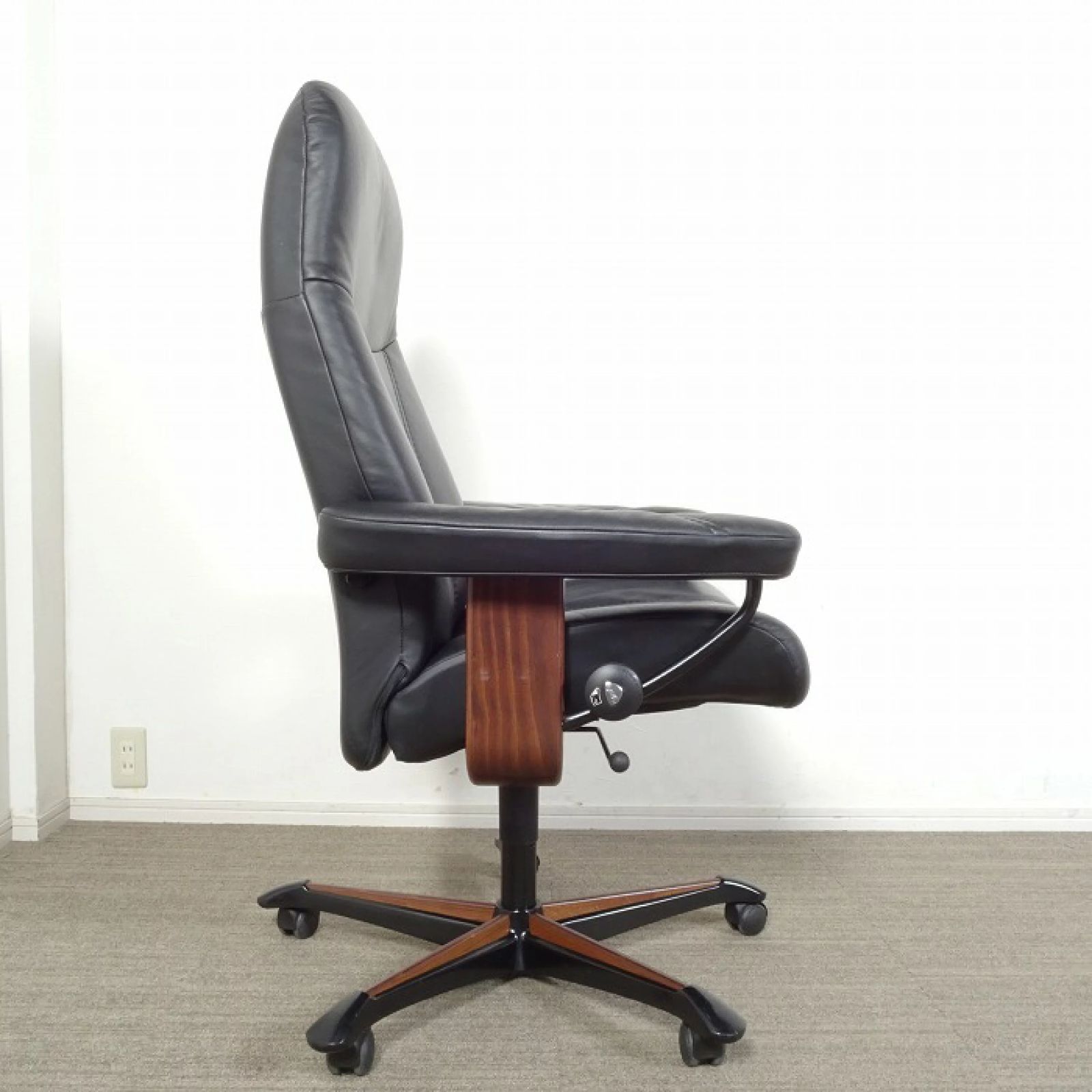 ◾︎SELUNO◾︎ 【展示良品】EKORNES エコーネス Stressless