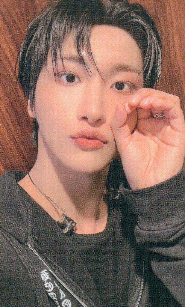 ATEEZ トレカパック SEONGHWA 8ROOM POPUP 1週目 - メルカリ