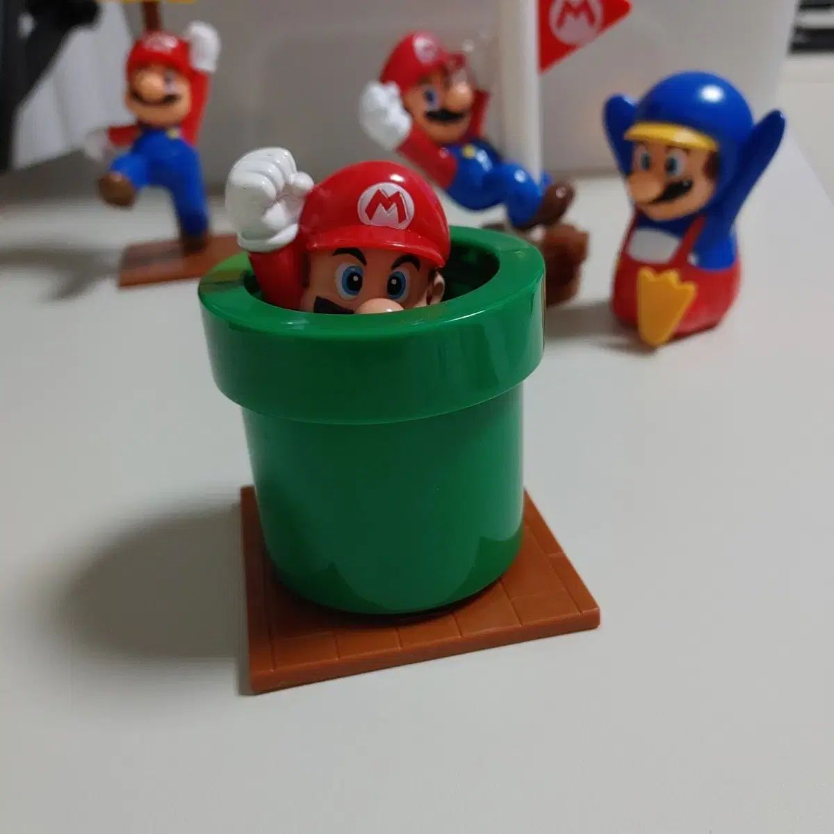 マクドナルド ハッピーセット スーパーマリオ フィギュア セット