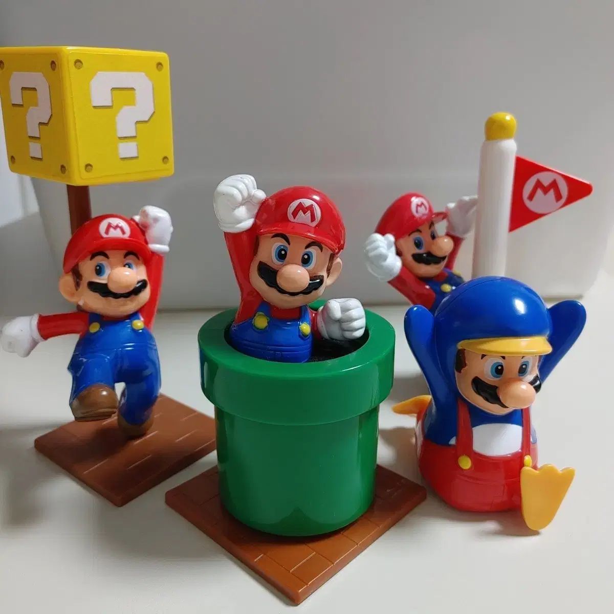 マクドナルド ハッピーセット スーパーマリオ フィギュア セット