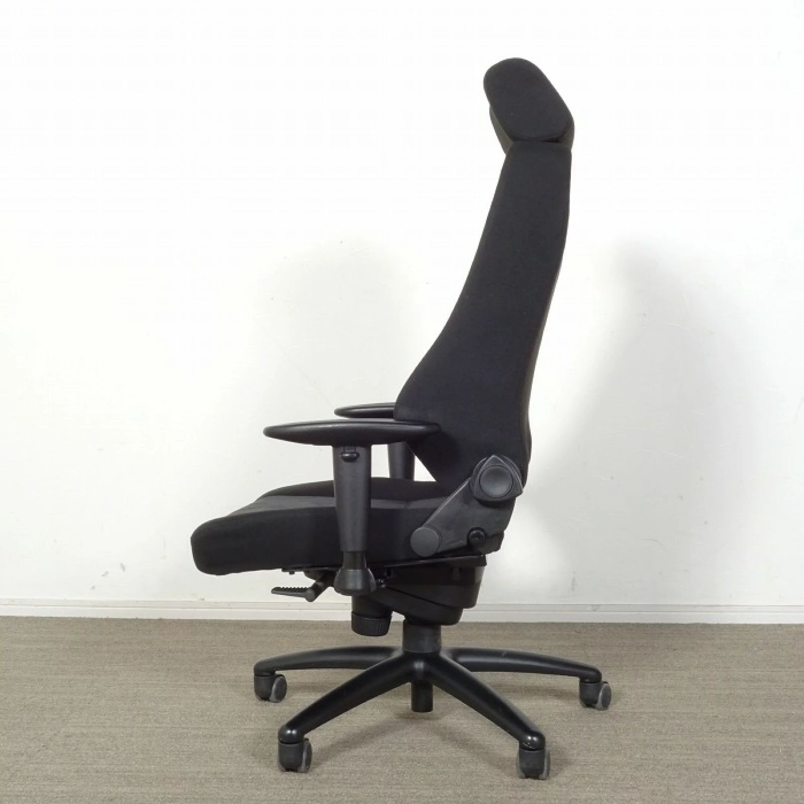 24H オフィスチェア