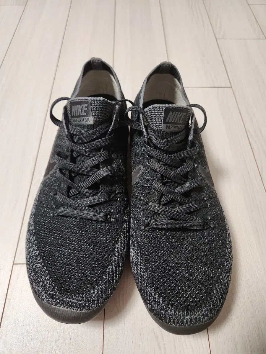 NIKE ナイキ スポーツ スニーカー エア ヴェイパーマックス フライニット ブラック サイズ250