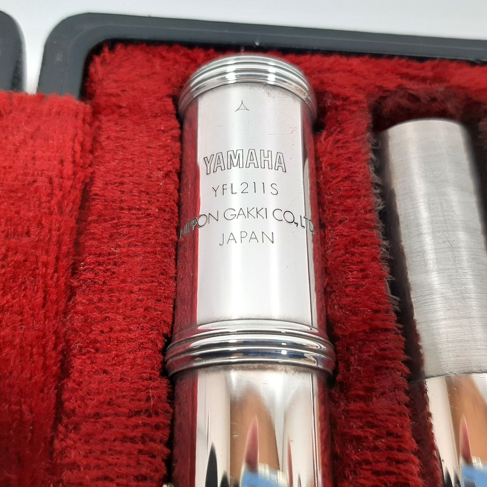 YAMAHA YFL-211S Eメカ ヤマハ フルート ハードケース付き 065023