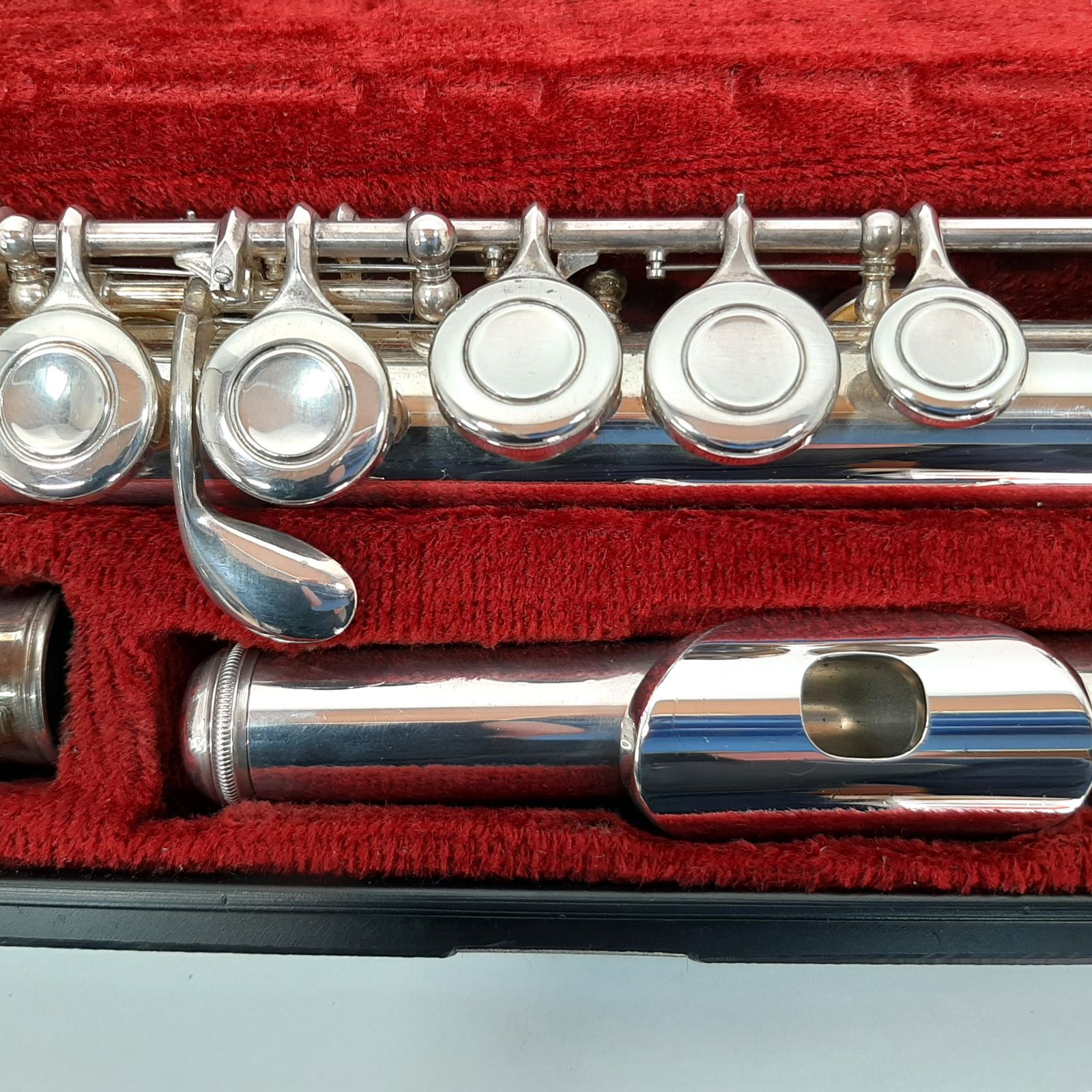 YAMAHA YFL-211S Eメカ ヤマハ フルート ハードケース付き 065023