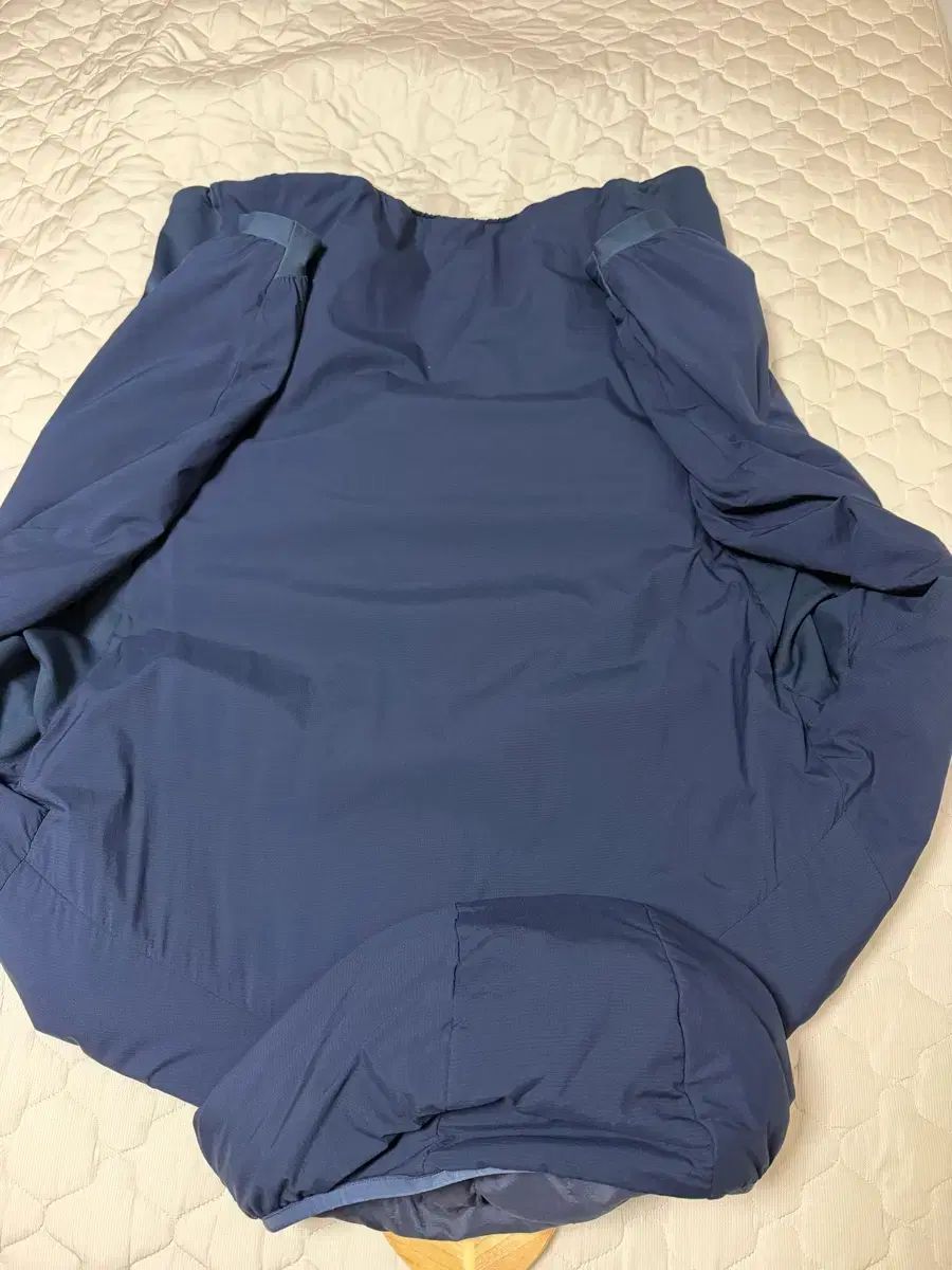 ARC TERYX アークテリクス Atom アトム lt キングフィッシャー xl