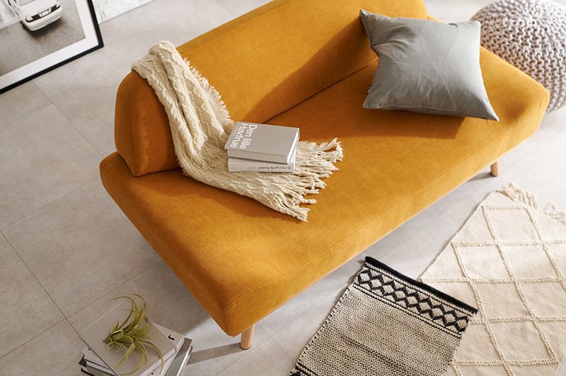 マスタードイエロー