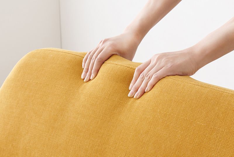 マスタードイエロー