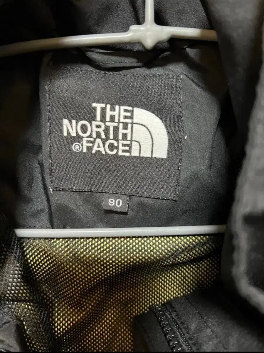 TEX ウィンドブレーカー