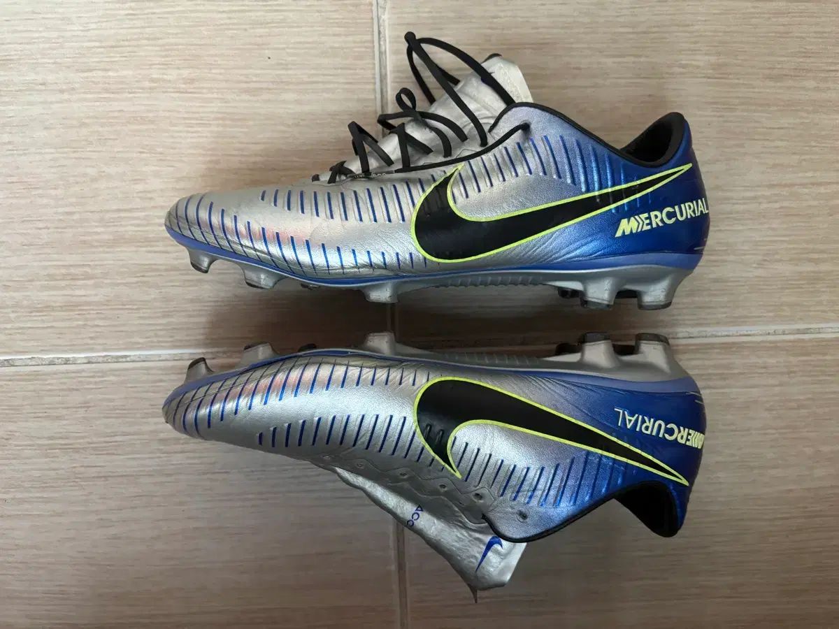 ナイキ マーキュリアル ベイパー 11 ネイマール ナイキ NJR 
