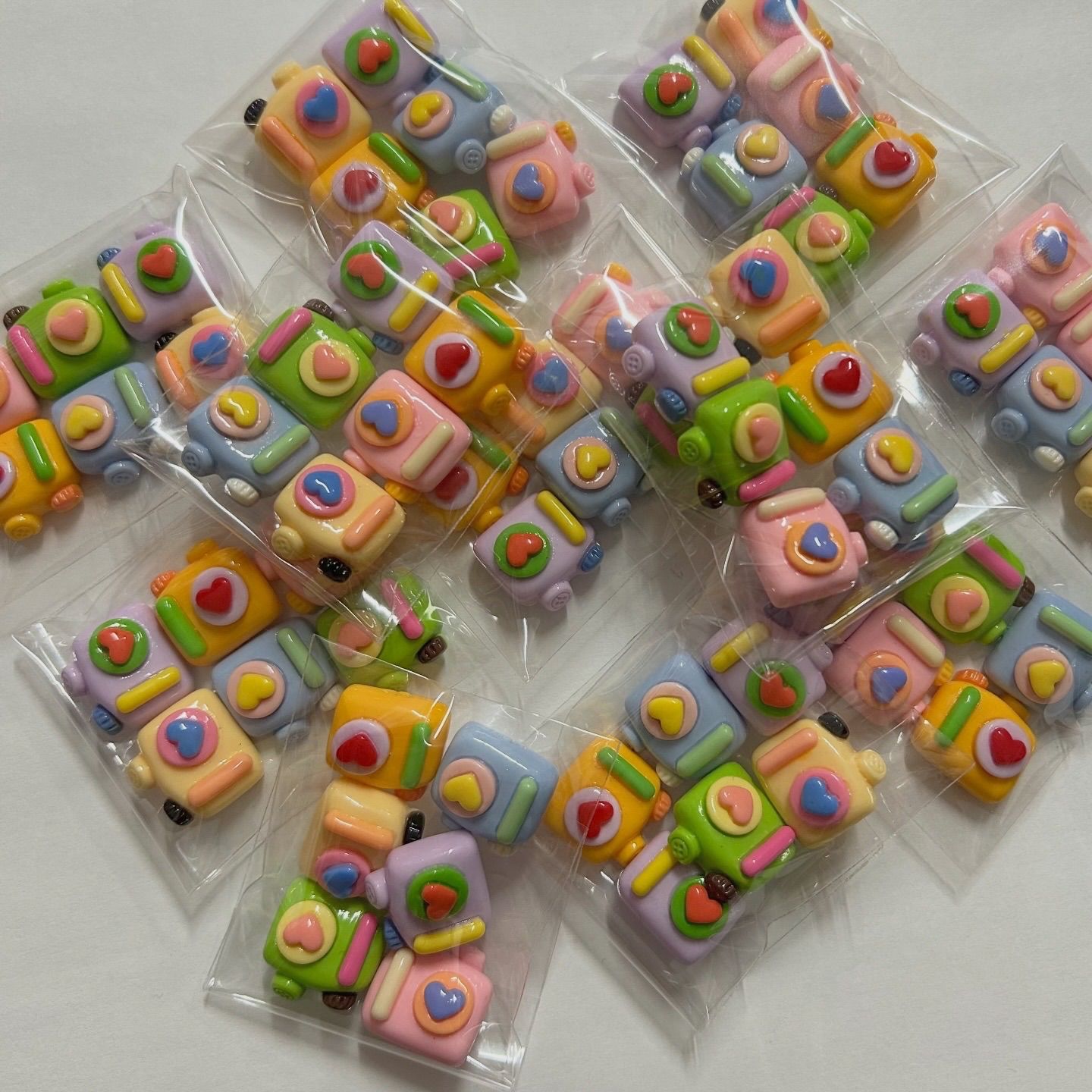 1セット 6個入り 50円 ミニパーツ デコパーツ ホイップ ホイップデコ 