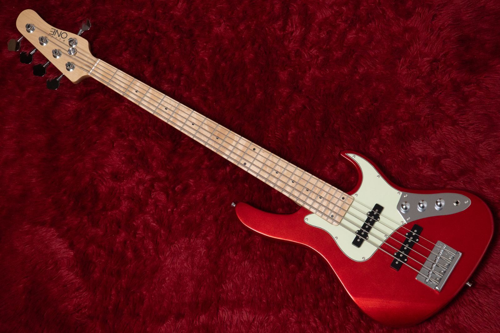 new】woofy basses / ONE series Hank 5 M Red - メルカリ