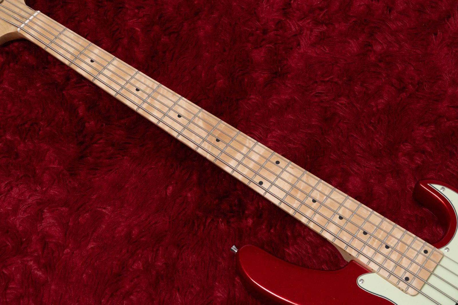 new】woofy basses / ONE series Hank 5 M Red - メルカリ