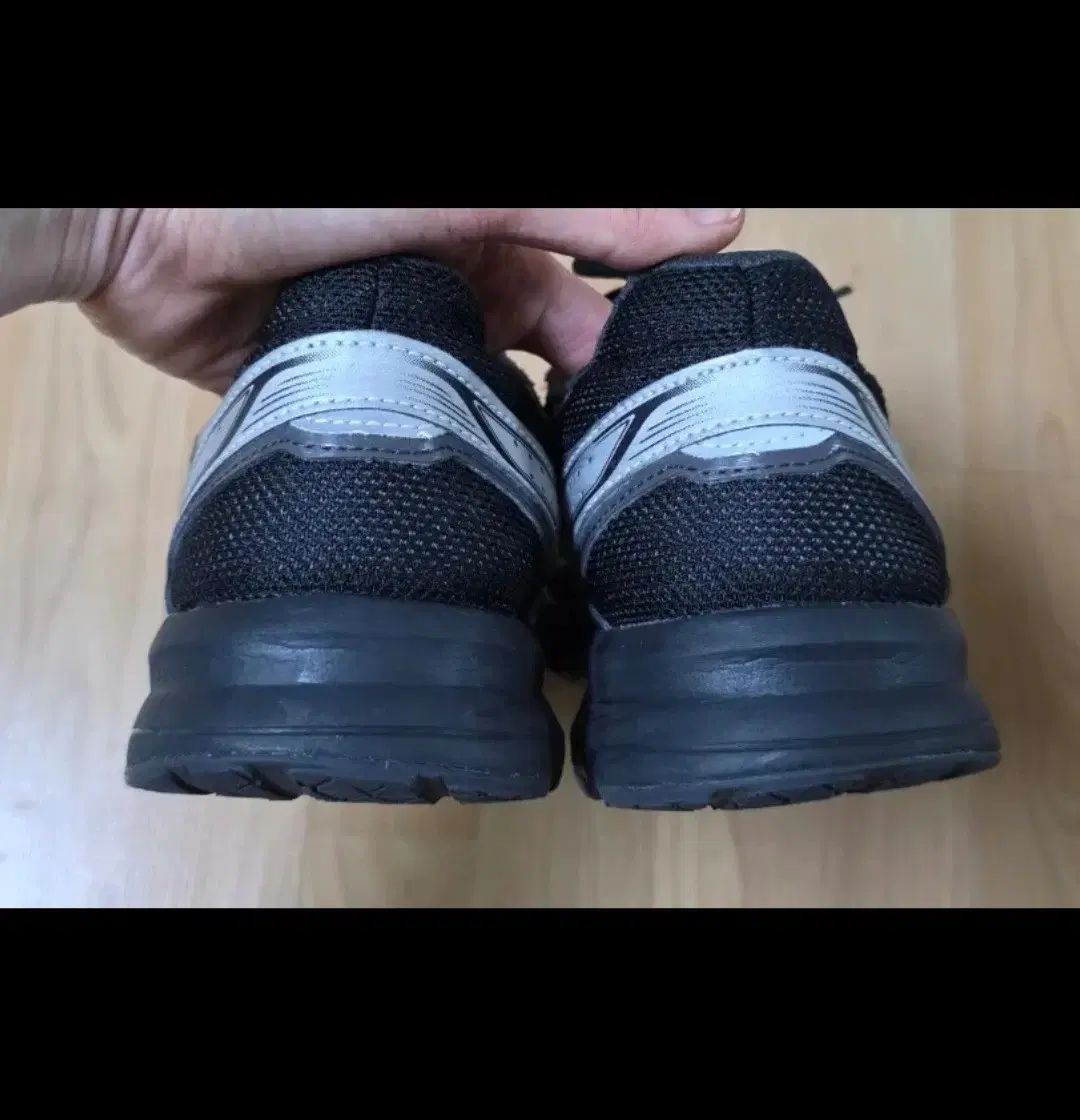 ブラック|シルバー