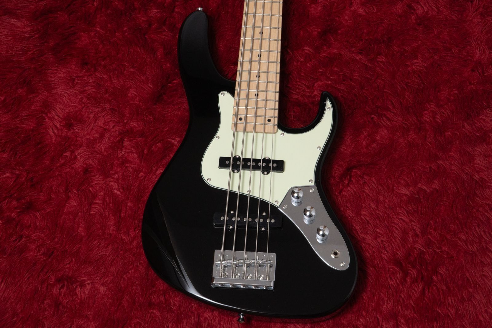 new】woofy basses / ONE series Hank 5 M Black - メルカリ