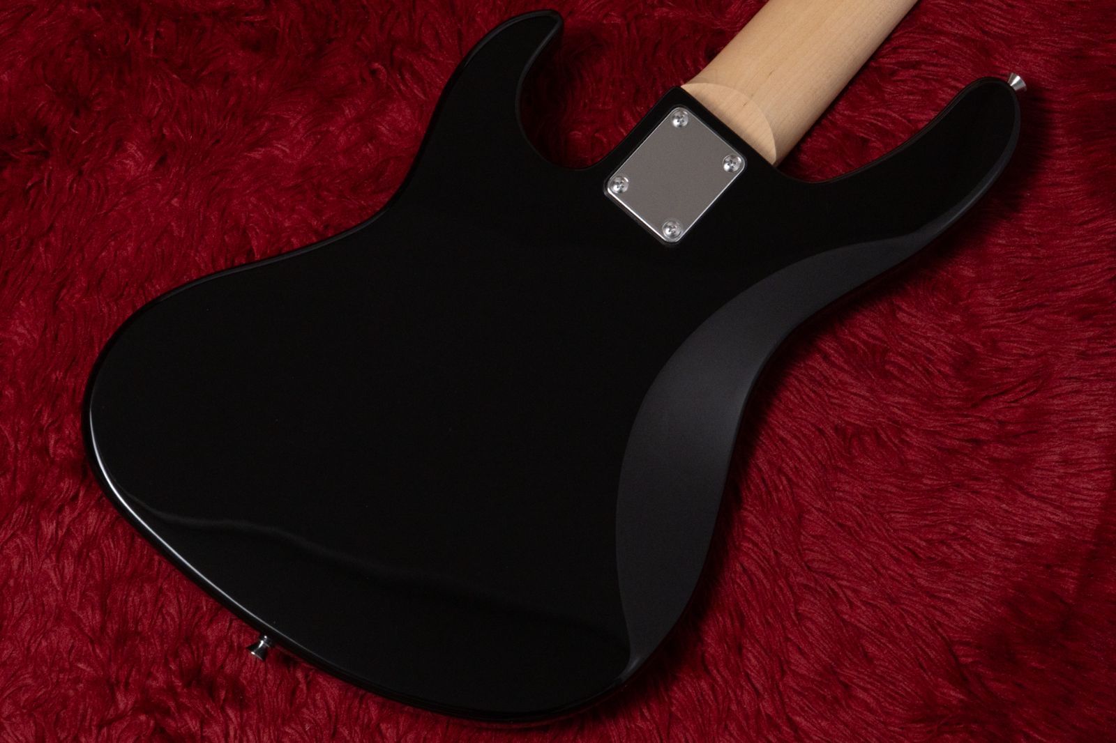 new】woofy basses / ONE series Hank 5 M Black - メルカリ