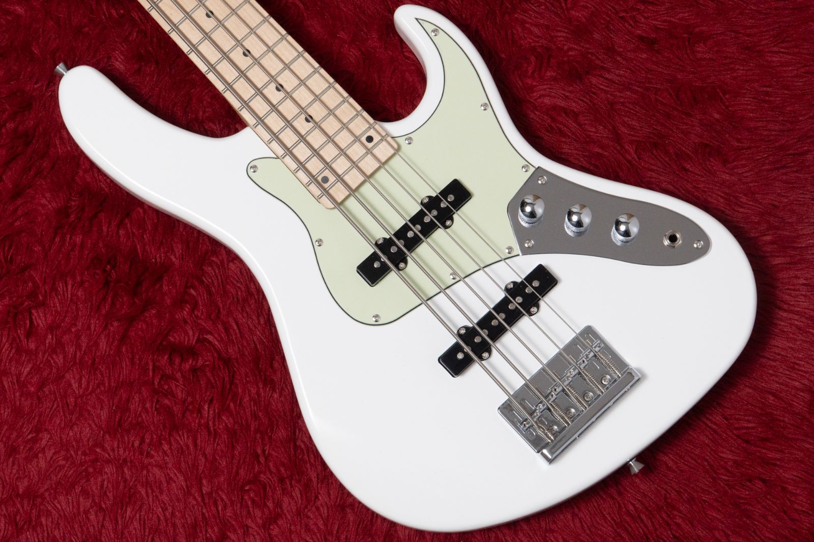 new】woofy basses / ONE series Hank 5 M White - メルカリ new】woofy basses / ONE series Hank 5 M White - メルカリ