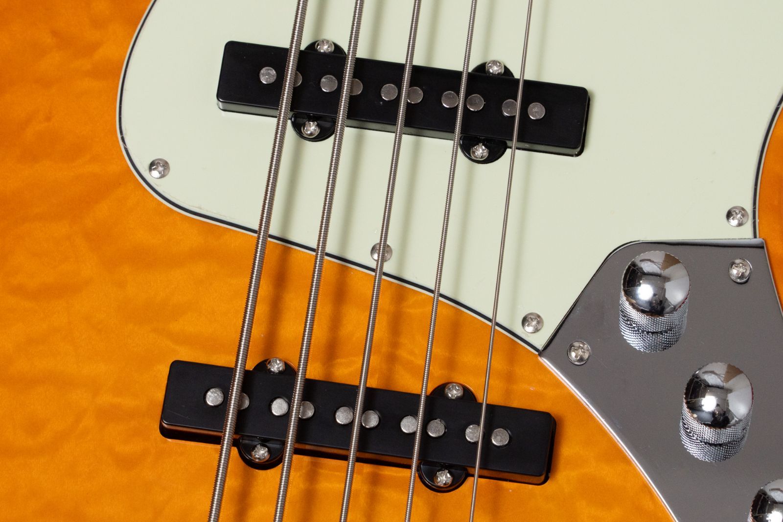 new】woofy basses / ONE series Hank 5 M Plus Orange - メルカリ