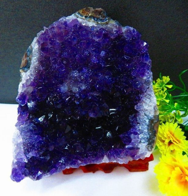 ウルグアイ産☆ 天然水晶☆絶品超濃い濃い超美しい☆アメジスト