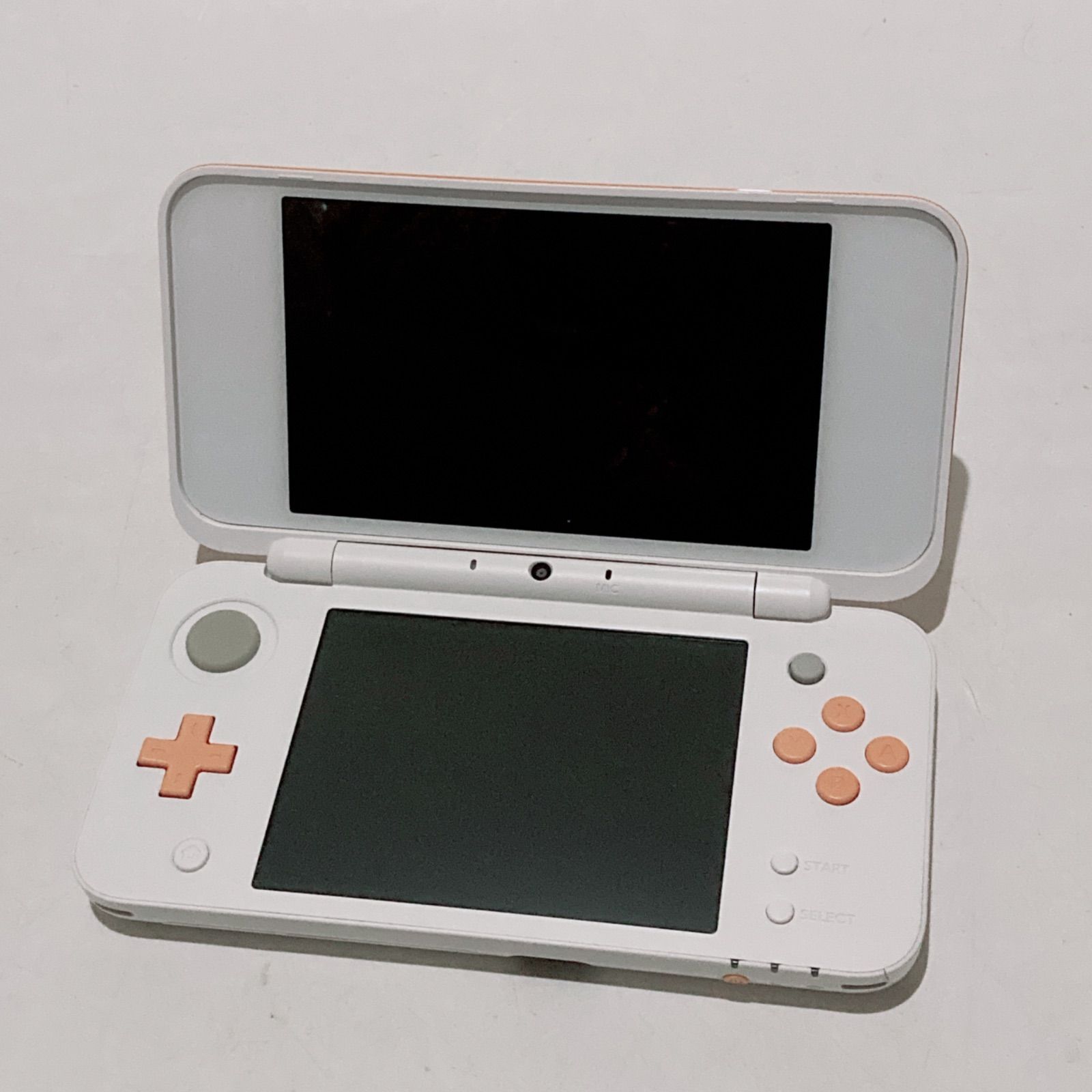 newニンテンドー2DS LL ホワイト×オレンジ タッチペン付き 任天堂