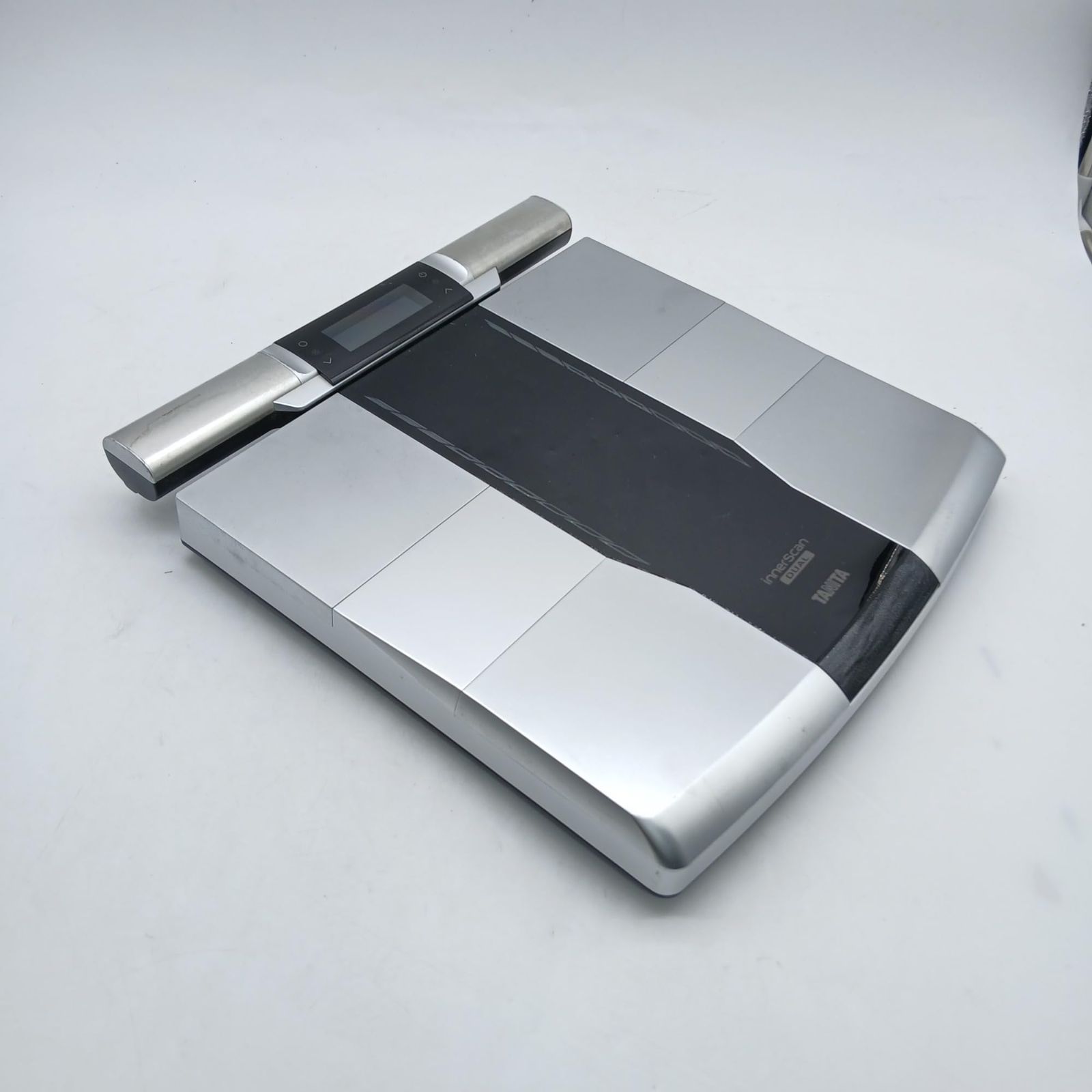 No.4985 タニタ 体組成計 部位別 日本製 RD-800-BK 筋肉の質が分かる