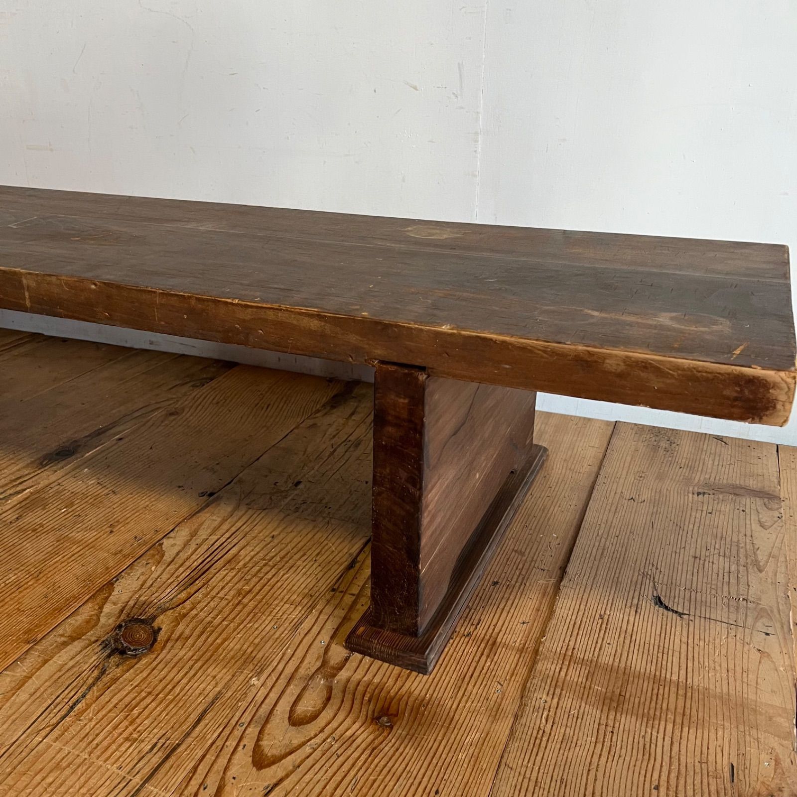 アンティーク ローテーブル 展示台 裁ち台 無垢材 テレビ台 y586