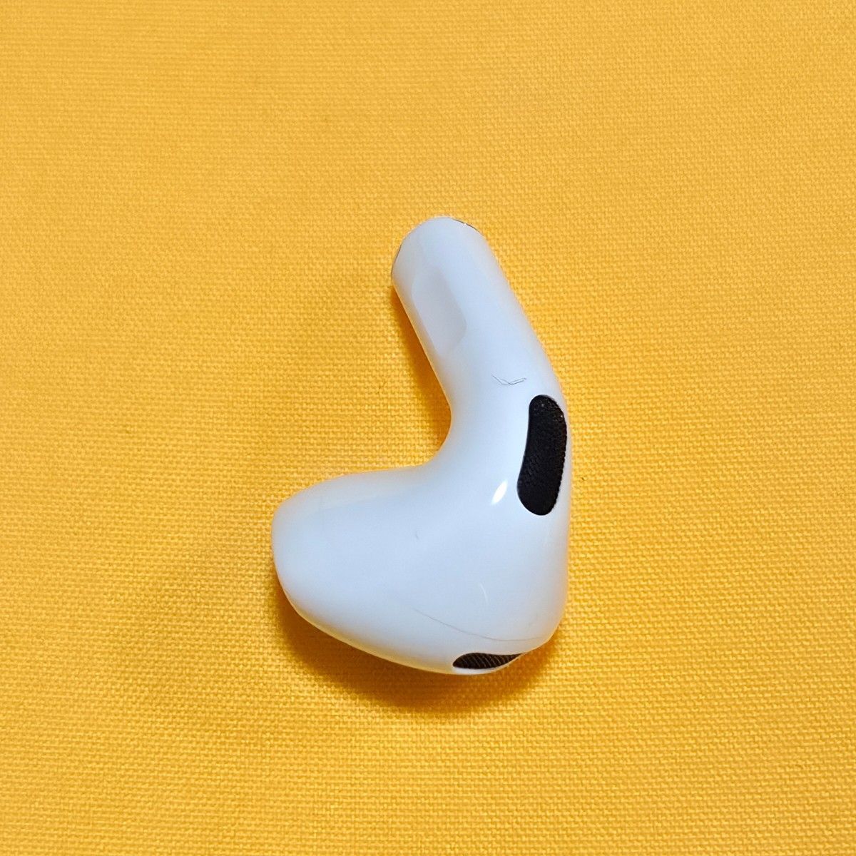 美品】AirPods4 第四世代 右耳 ノイズキャンセリングなし A3050 - メルカリ
