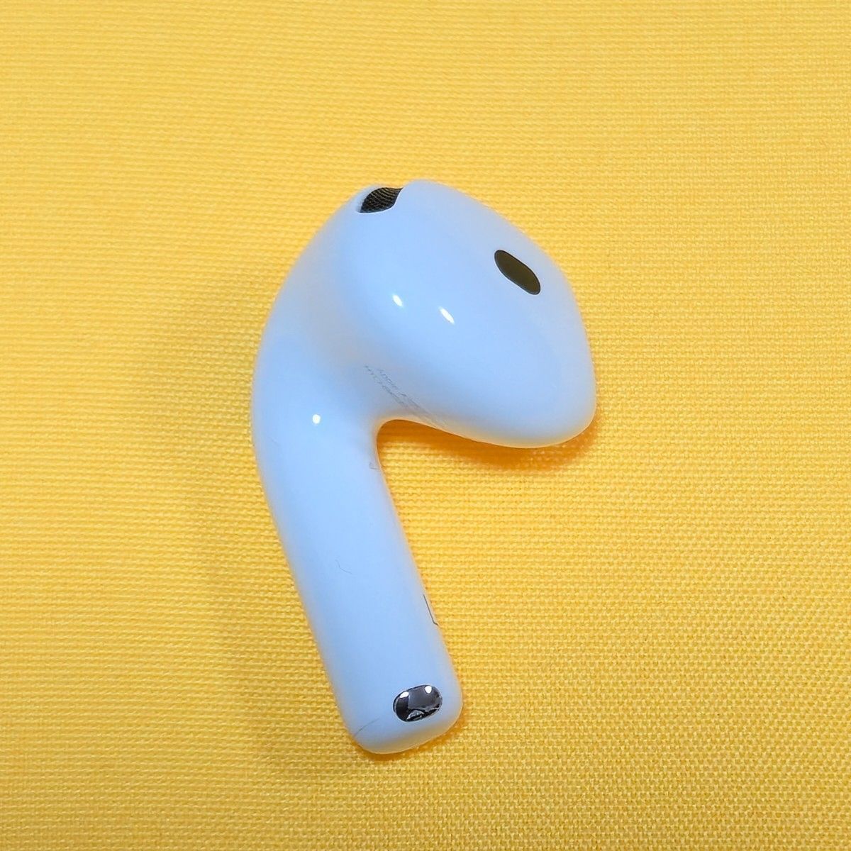 美品】AirPods4 第四世代 左耳 ノイズキャンセリングなし A3053 - メルカリ