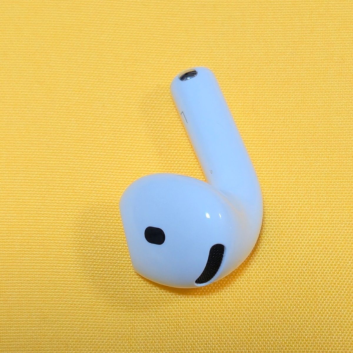 美品】AirPods4 第四世代 左耳 ノイズキャンセリングなし A3053 - メルカリ