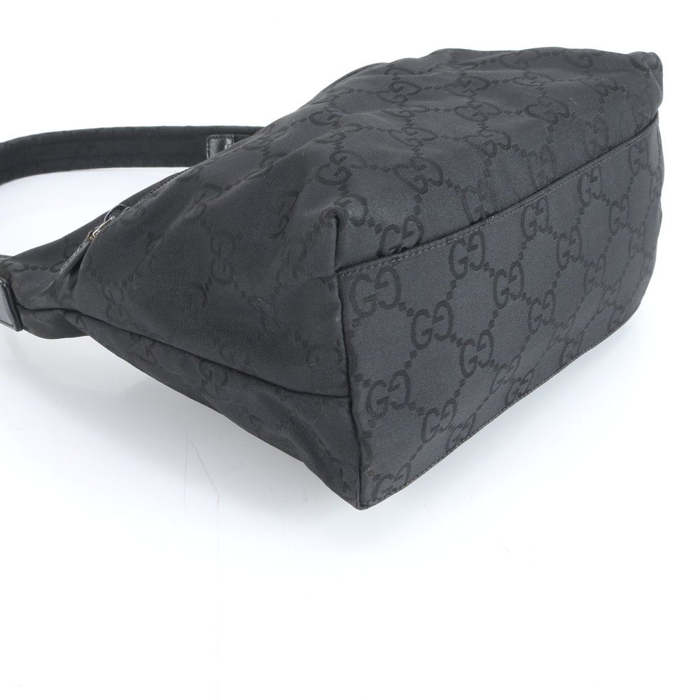 グッチ GG ナイロン 001 3386 レザー ショルダーバッグ 肩掛け ワン