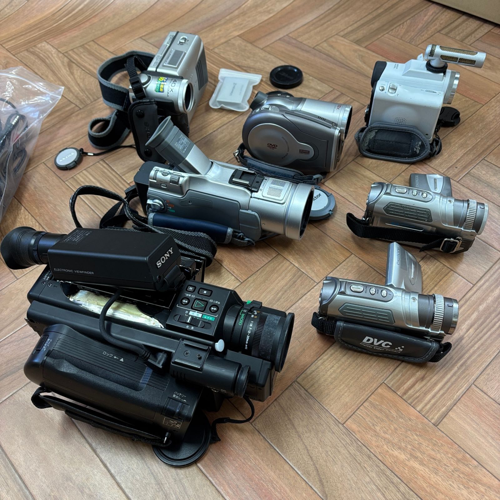 まとめ】ビデオカメラ 7台セット SONY 他 #P454a - メルカリ
