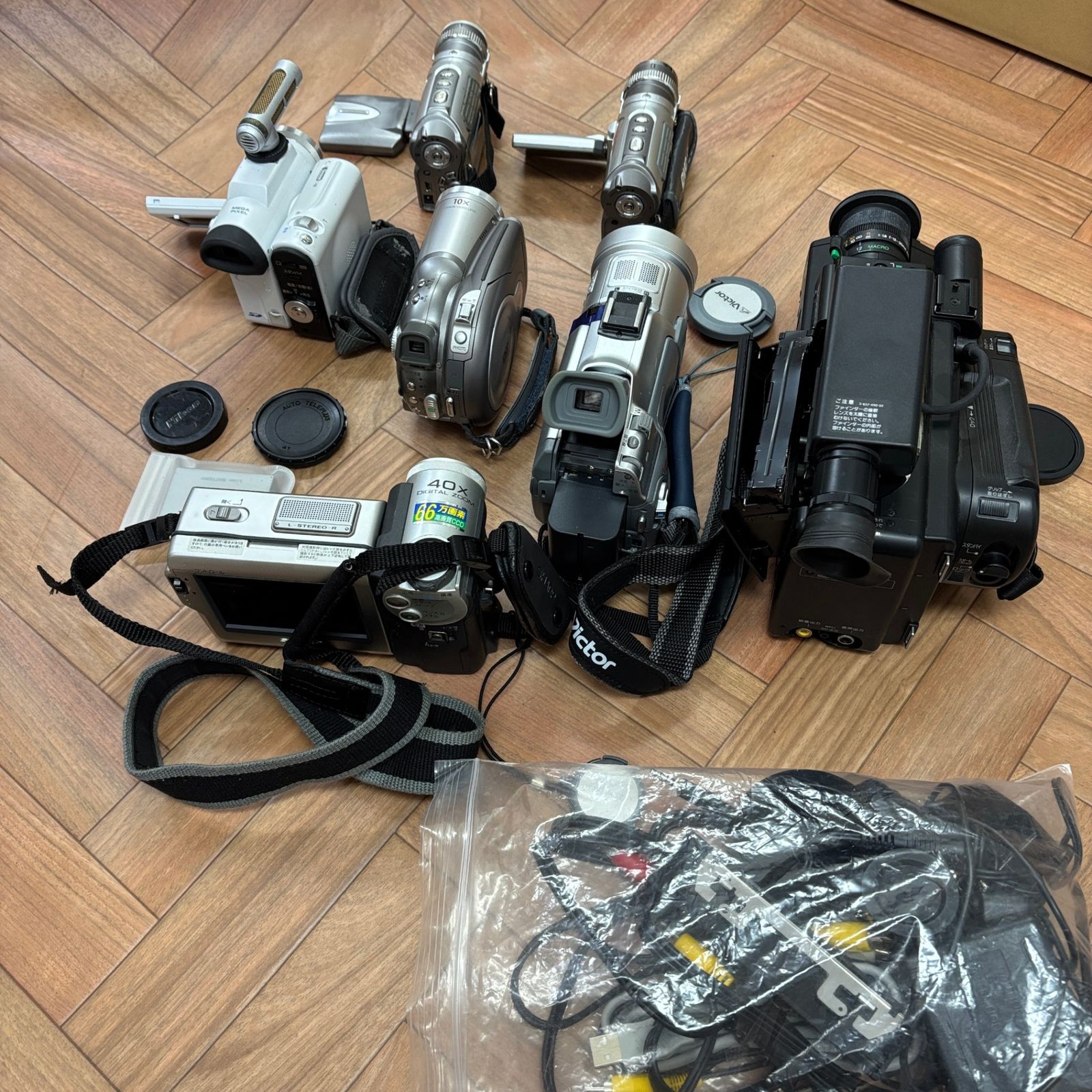 まとめ】ビデオカメラ 7台セット SONY 他 #P454a - メルカリ