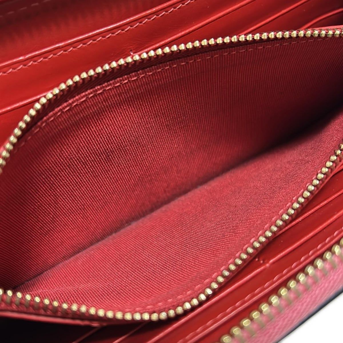 CHRISTIAN LOUBOUTIN(クリスチャンルブタン) 長財布 パネトーネ ピンク