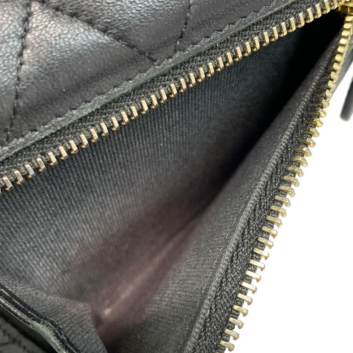 CHANEL(シャネル) 3つ折り財布 マトラッセ 黒 ココマーク/ゴールド金具