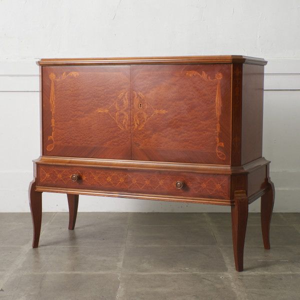 西欧 クラシック キャビネット 木象嵌 マホガニー 木製 サイドボード