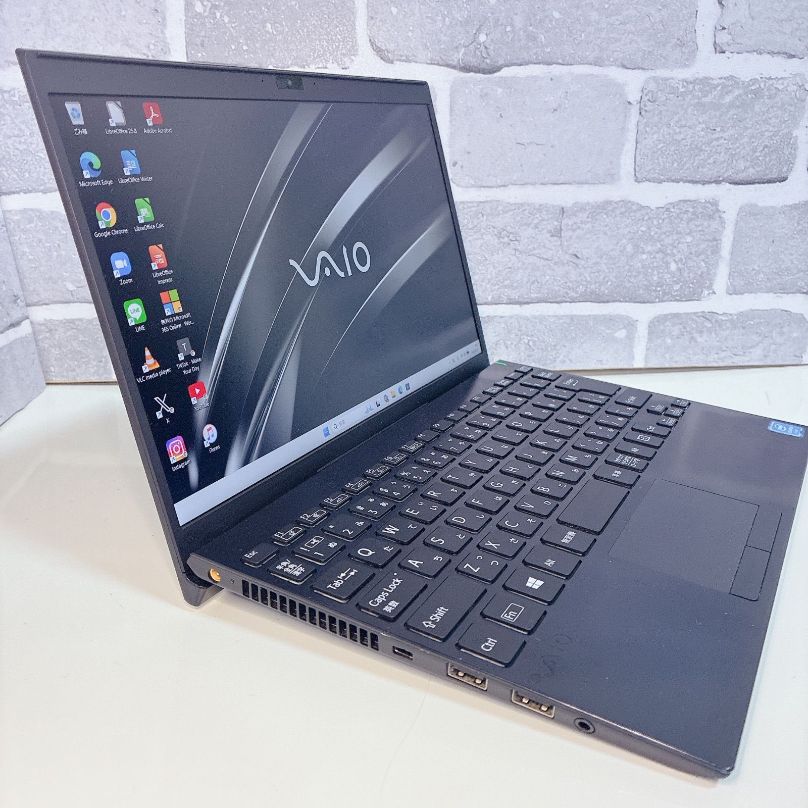 軽量 薄型 VAIO Windows11 SSD カメラ 初期設定済 ノートパソコン