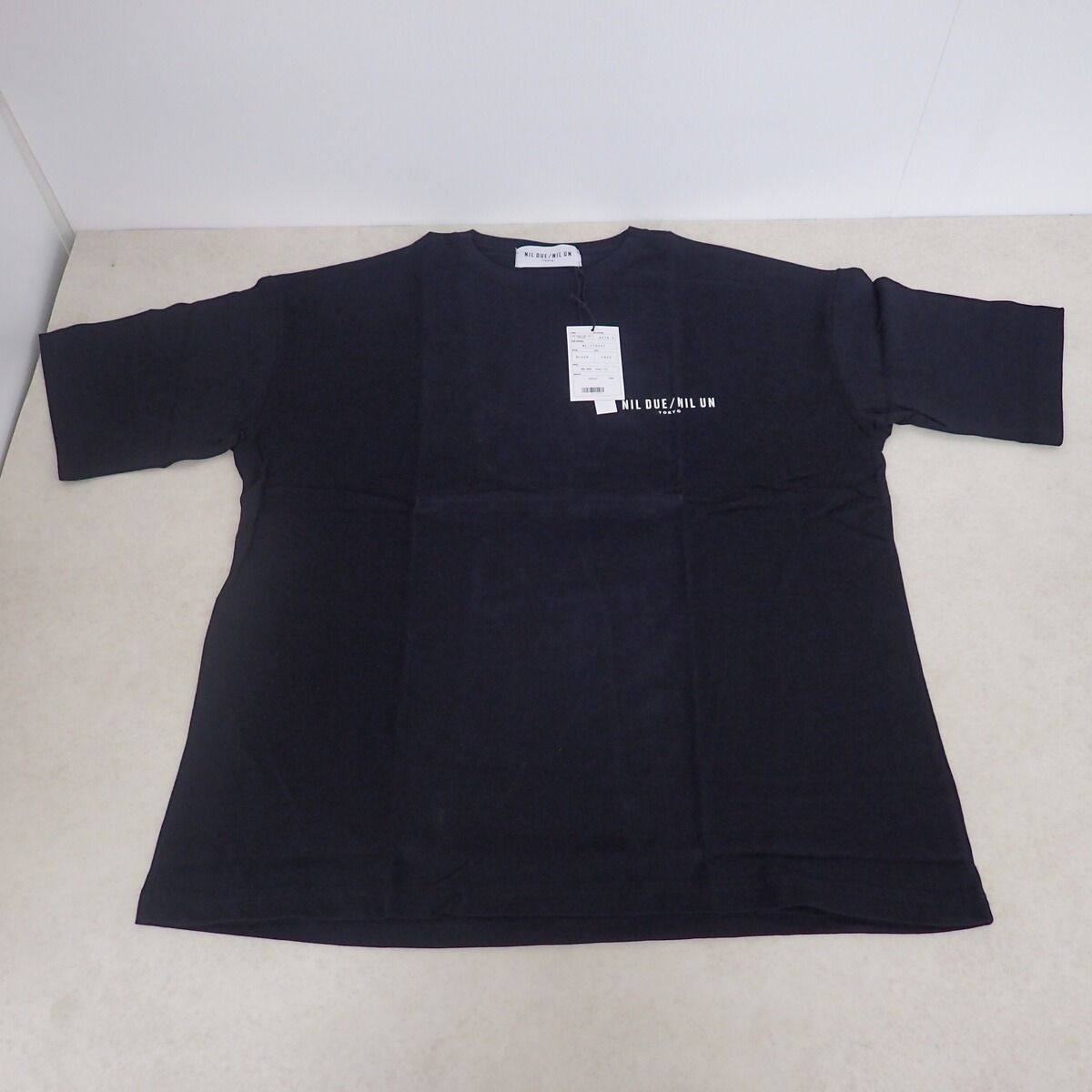 NIL DUE/NIL UN TOKYO ACT8.5 Tシャツ 黒 FREEサイズ 紙タグ付き【IO