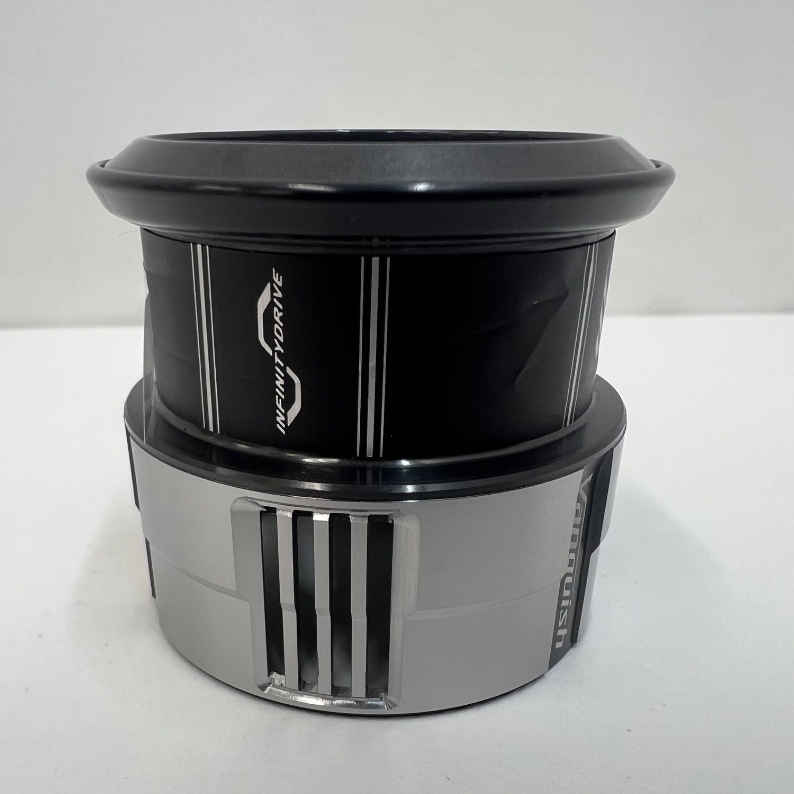 001017】 SHIMANO シマノ 23Vanquish ヴァンキッシュ C2000S 純正